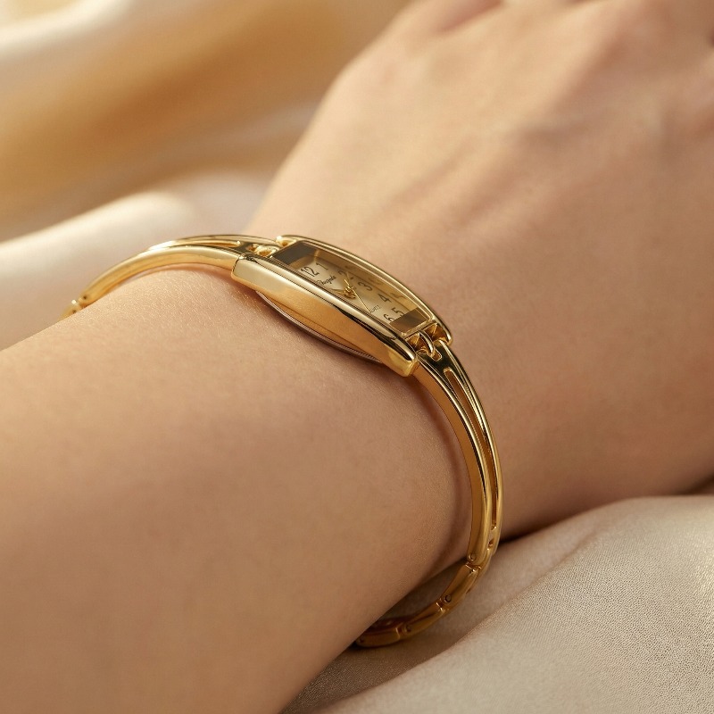 Vintage Fashion Watches - นาฬิกาข้อมือผู้หญิงสุดหรู แฟชั่นทรงสี่เหลี่ยมผืนผ้า สายโลหะผสม นาฬิกาควอตซ์ วินเทจ ประณีต