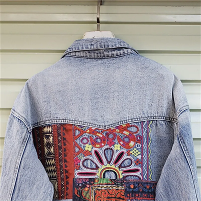 Patchwork Jean Jacket - โบฮีเมียเย็บปักถักร้อย Splicing กระเป๋าขนาดใหญ่ DENIM แจ็คเก็ตผู้หญิงหลวมสั้นคาวบอย Streetwear