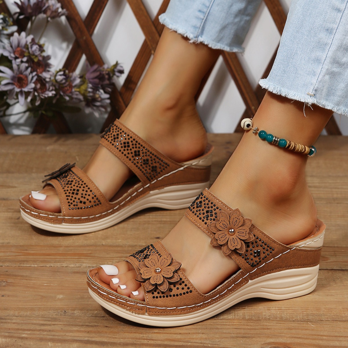 Vintage Fashion Female - รองเท้าส้นเตารีดแฟชั่นใหม่สำหรับฤดูร้อน รองเท้าแตะแบบเปิดนิ้วเท้าเพื่อสุขภาพ รองเท้าหนังกันลื่นสไตล์วินเทจลำลองสำหรับผู้หญิง รองเท้าสไตล์เรโทร