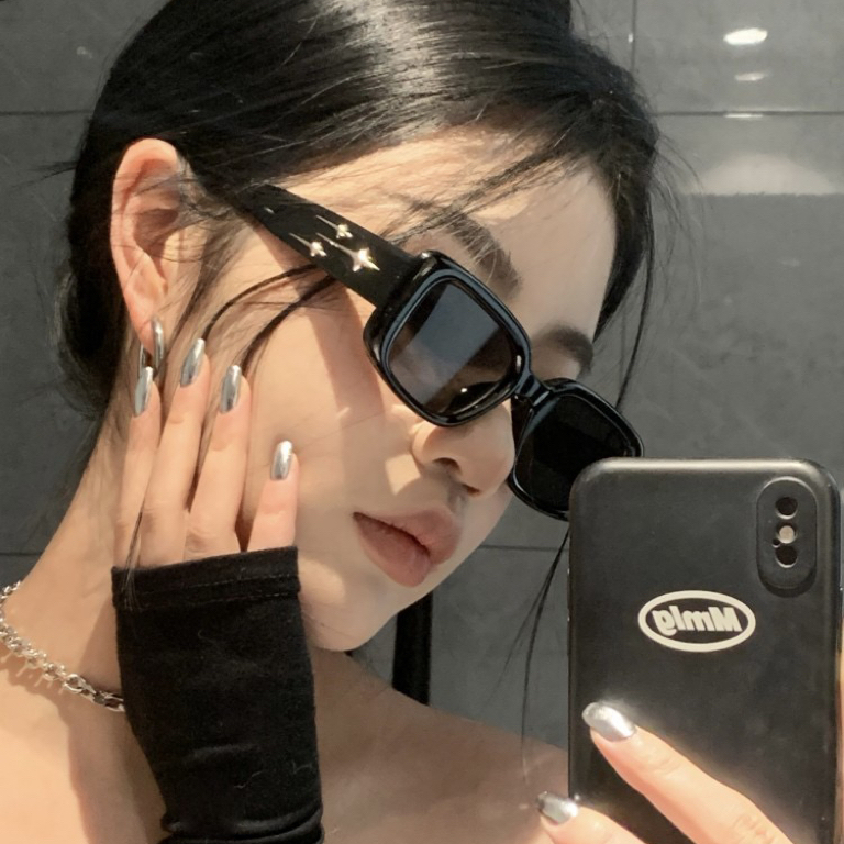 Vintage Fashion Design - แว่นกันแดดทรงสี่เหลี่ยมเล็กสไตล์เรโทร Y2K สำหรับผู้หญิง แว่นกันแดดทรงตาแมว แฟชั่น แว่นตาสีสันสดใส