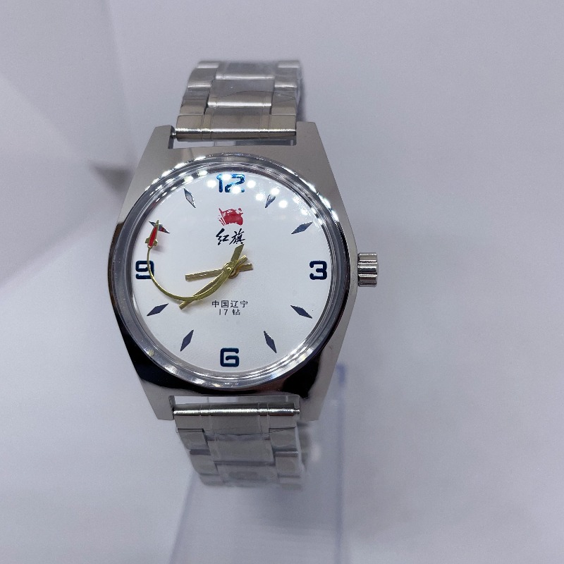 เรด แฟล็ก เซิร์ฟ เดอะ พีเพิล น - Vintage Fashion Watches บทวิจารณ์และราคา