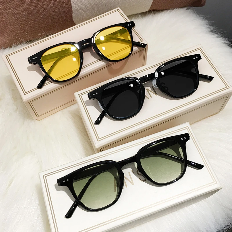 แว่นกันแดดทรงสี่เหลี่ยมวินเทจ  - Vintage Fashion Female บทวิจารณ์และราคา