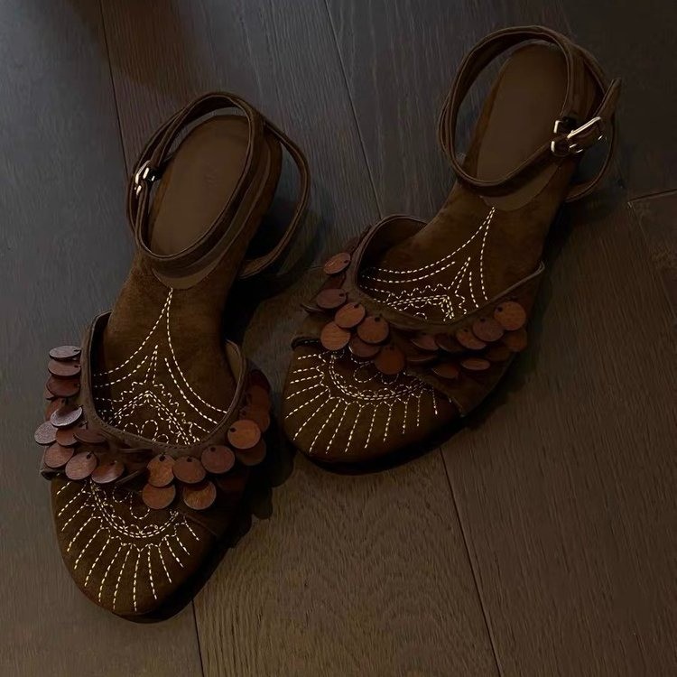 รองเท้าแตะผู้หญิงแบบสวมประดับม - Vintage Fashion Female บทวิจารณ์และราคา