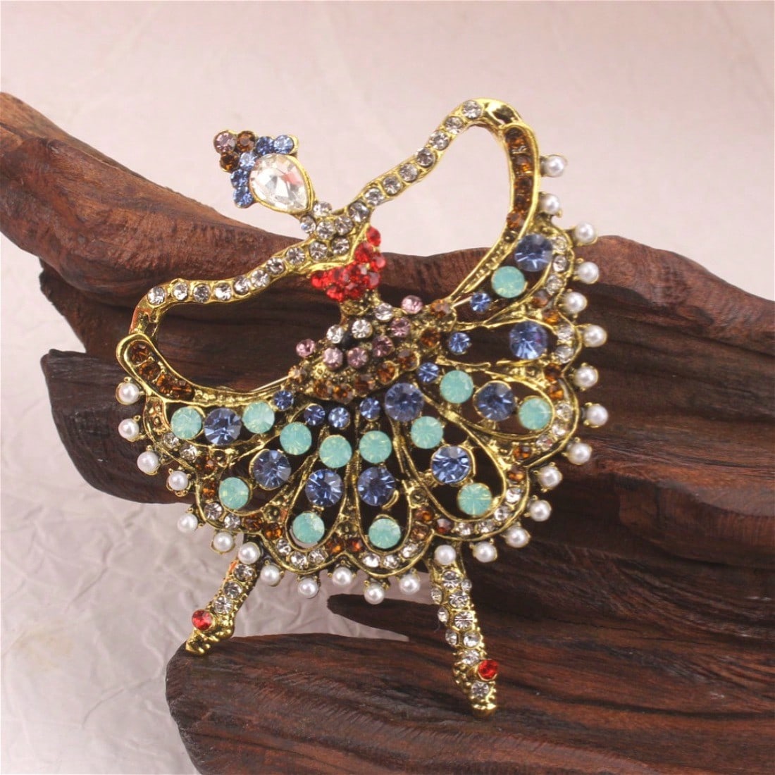 เข็มกลัดนักเต้นบัลเลต์โทนสีทอง - Vintage Fashion Enthusiasts บทวิจารณ์และราคา