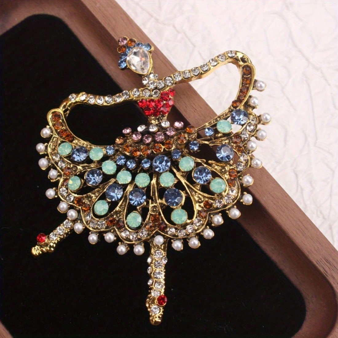 เข็มกลัดนักเต้นบัลเลต์โทนสีทอง - Vintage Fashion Enthusiasts บทวิจารณ์และราคา