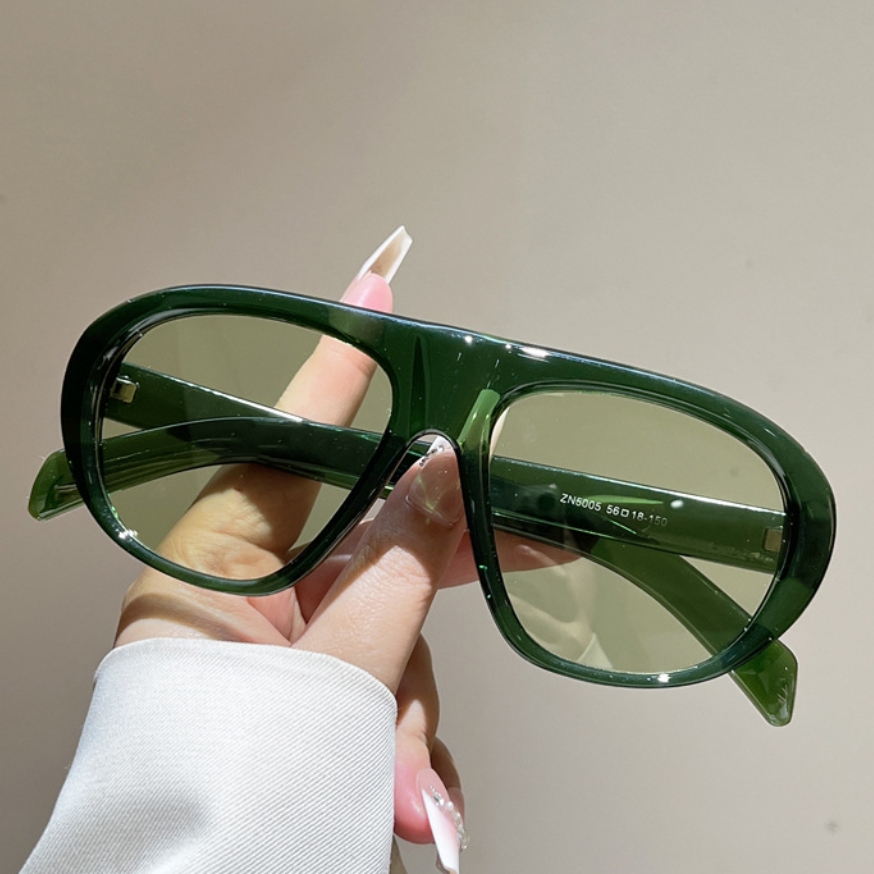 แว่นกันแดดนักบินทรงโอเวอร์ไซส์ - Vintage Fashion Images บทวิจารณ์และราคา